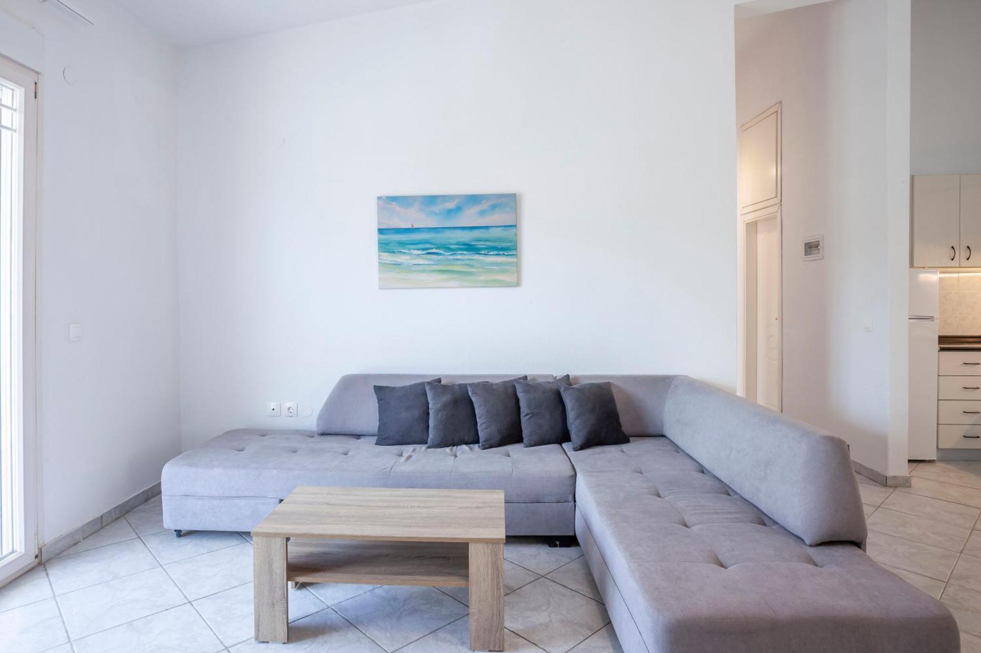 Aris Luxury Apartments Pefkochori Exterior photo