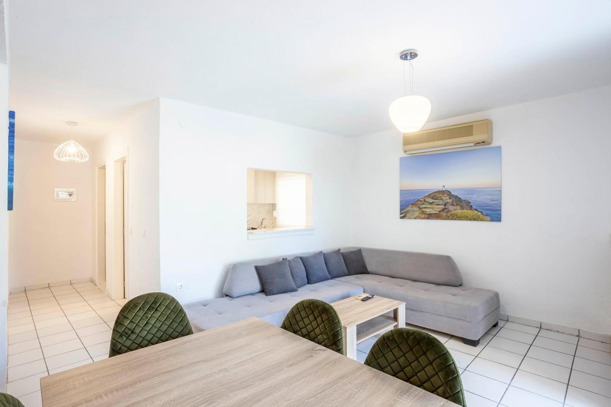 Aris Luxury Apartments Pefkochori Exterior photo