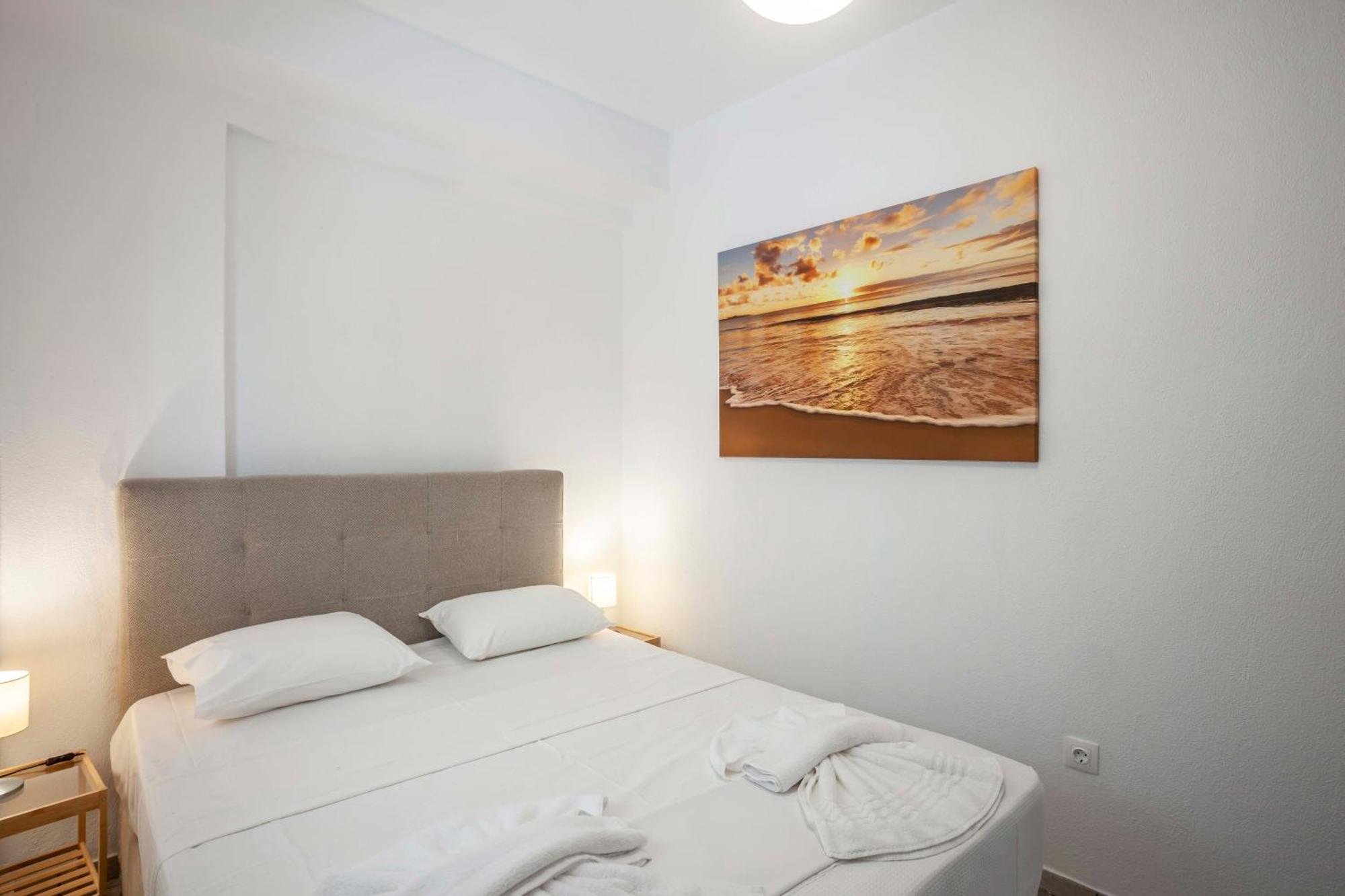 Aris Luxury Apartments Pefkochori Exterior photo